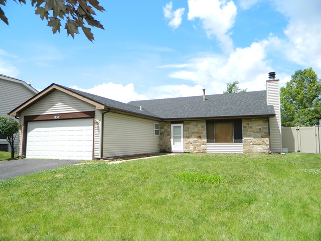 1850 Wright Ln, Hanover Park, IL 60133 photo 1
