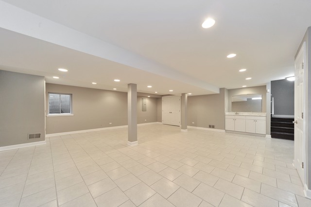 1466 Canter Ln, Bartlett, IL 60103 photo 20