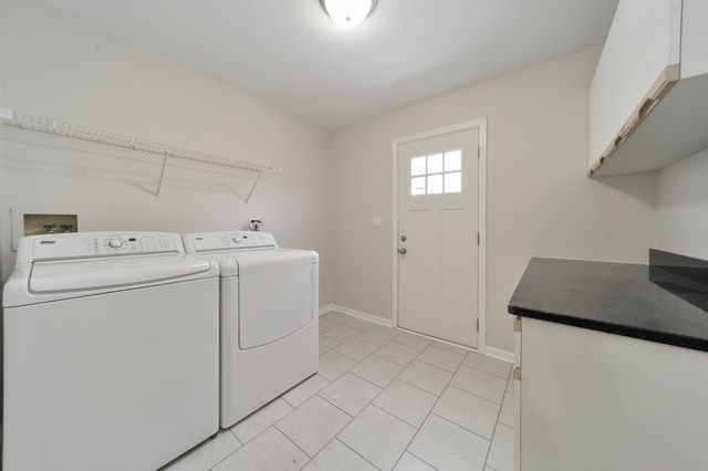 1466 Canter Ln, Bartlett, IL 60103 photo 23