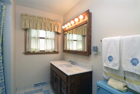 2001 W Estates Dr, Mount Prospect, IL 60056 photo 23