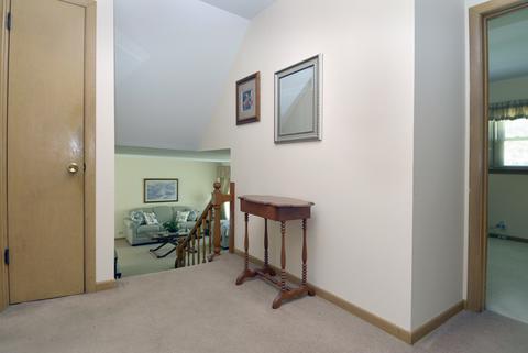 2001 W Estates Dr, Mount Prospect, IL 60056 photo 19