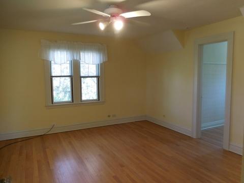 150 Ardmore Rd, Des Plaines, IL 60016 photo 10