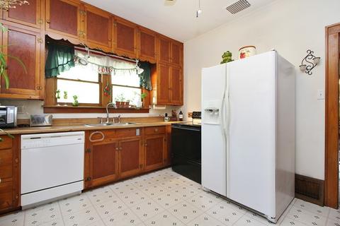 909 S 3rd Ave, Kankakee, IL 60901 photo 3