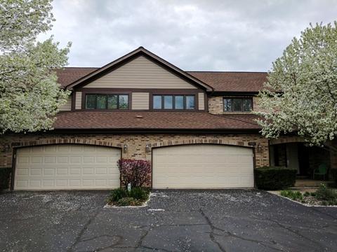 1940 Golf View Dr, Bartlett, IL 60103 photo 1