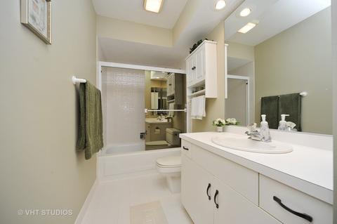 661 Garth Rd, Wheeling, IL 60090 photo 12