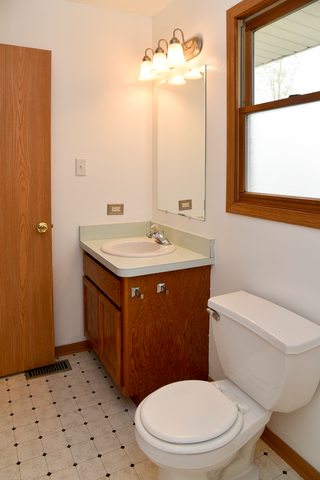 2501 Joe Adler Dr, Plainfield, IL 60586 photo 11