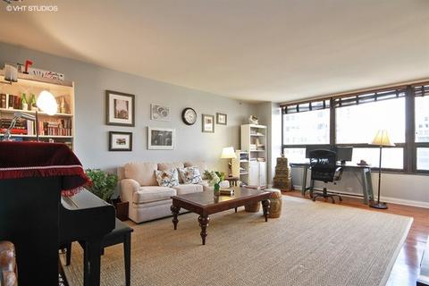 400 E Ohio St #2002, Chicago, IL 60611 photo 2