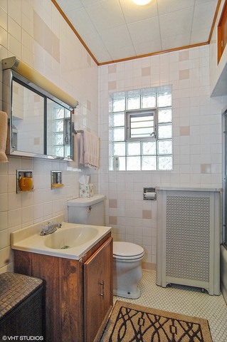 5011 W Wrightwood Ave, Chicago, IL 60639 photo 6