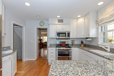 714 Forest Rd, Glenview, IL 60025 photo 5