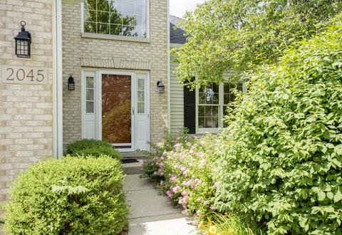 2045 Clementi Ln, Aurora, IL 60503 photo 1