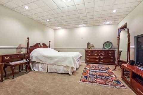 590 E 4th St, Lockport, IL 60441 photo 17