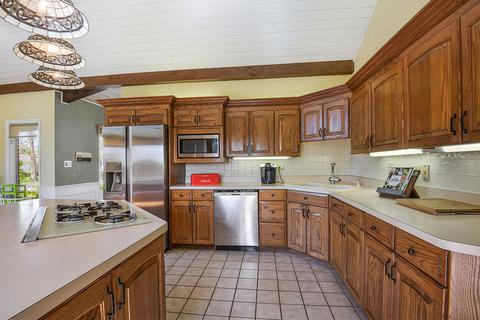 590 E 4th St, Lockport, IL 60441 photo 7