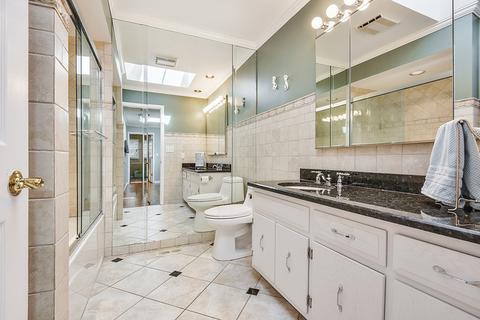 590 E 4th St, Lockport, IL 60441 photo 15