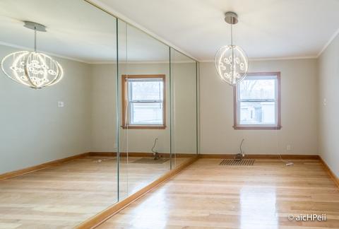 8620 S Champlain Ave, Chicago, IL 60619 photo 3