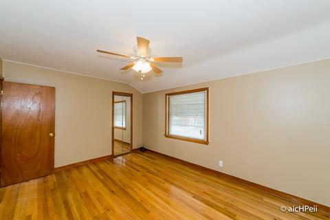 8620 S Champlain Ave, Chicago, IL 60619 photo 11