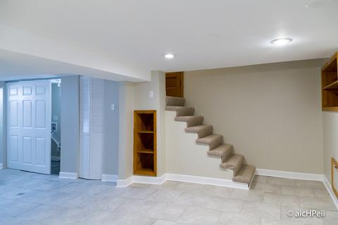 8620 S Champlain Ave, Chicago, IL 60619 photo 8