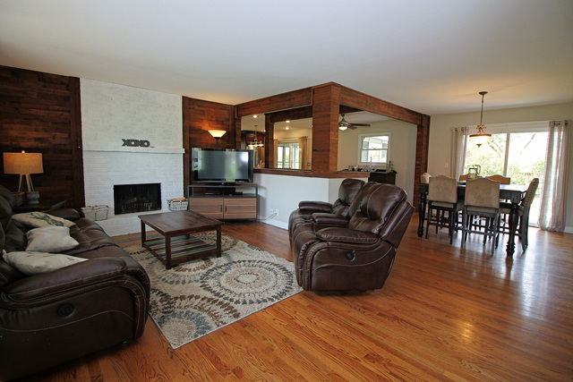 1120 Goodview Ave, Johnsburg, IL 60051 photo 4