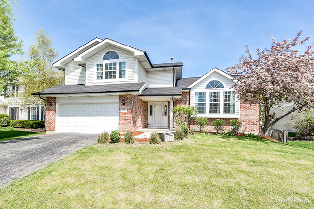 166 Forestview Ct, Aurora, IL 60502 photo 1