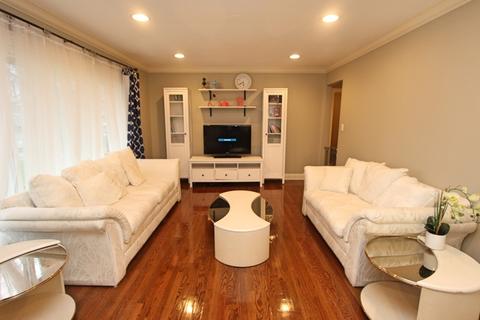 1286 E Walnut Ave, Des Plaines, IL 60016 photo 15