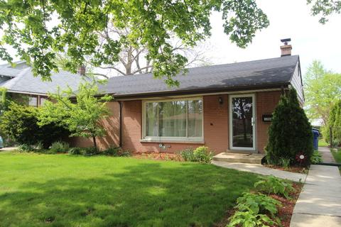 1286 E Walnut Ave, Des Plaines, IL 60016 photo 1