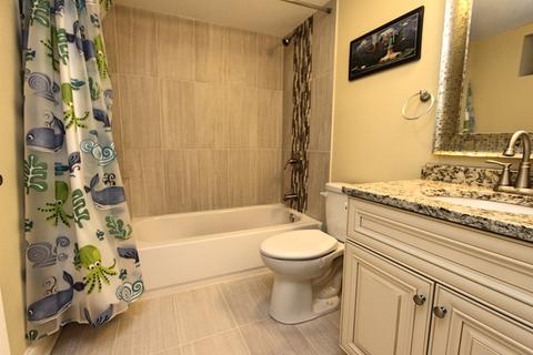 1286 E Walnut Ave, Des Plaines, IL 60016 photo 5