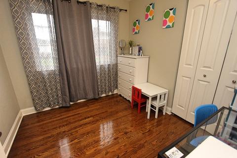 1286 E Walnut Ave, Des Plaines, IL 60016 photo 9