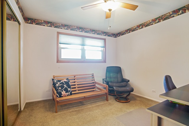 340 Ambleside Rd, Des Plaines, IL 60016 photo 7
