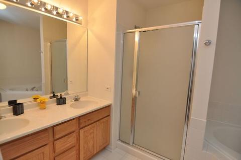 5473 Mcdonough Rd, Hoffman Estates, IL 60192 photo 12
