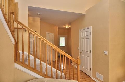 5473 Mcdonough Rd, Hoffman Estates, IL 60192 photo 23