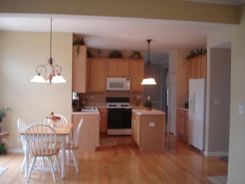 2806 Middleton Ct, Aurora, IL 60503 photo 2