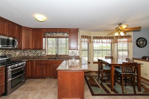 1187 Virginia Ct, Bartlett, IL 60103 photo 11