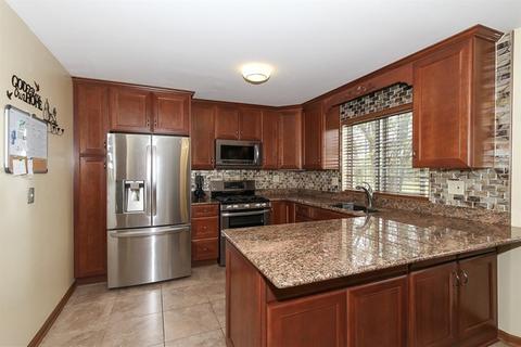 1187 Virginia Ct, Bartlett, IL 60103 photo 8