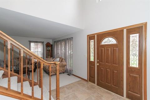 1187 Virginia Ct, Bartlett, IL 60103 photo 2