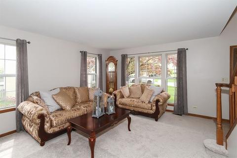 1187 Virginia Ct, Bartlett, IL 60103 photo 4