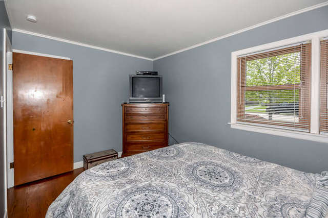 5816 Superior St, Berkeley, IL 60163 photo 9