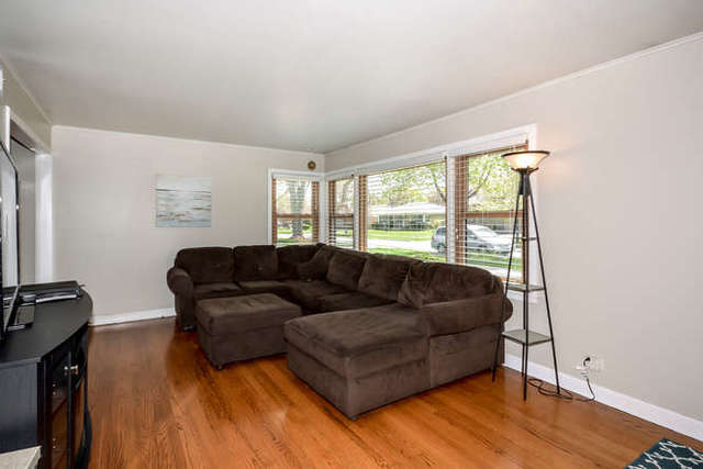 5816 Superior St, Berkeley, IL 60163 photo 4