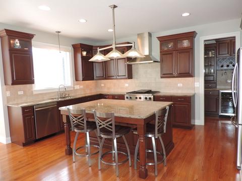 220 E Wilson St, Elmhurst, IL 60126 photo 2