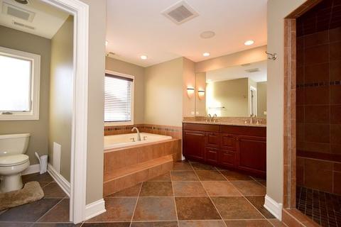 220 E Wilson St, Elmhurst, IL 60126 photo 13