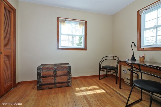 11315 Knickerbocker Rd, Harvard, IL 60033 photo 9