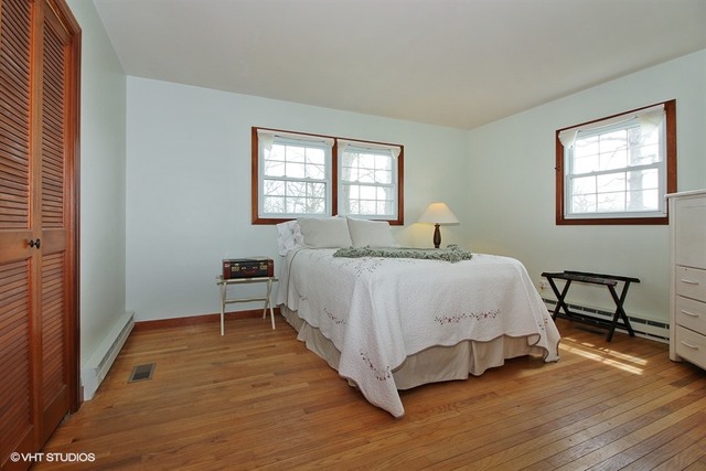 11315 Knickerbocker Rd, Harvard, IL 60033 photo 8
