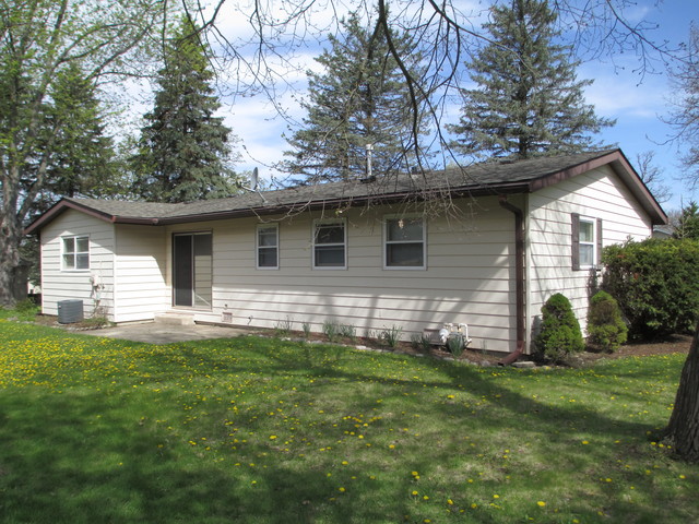 4717 Chesterfield Dr, Mchenry, IL 60050 photo 22