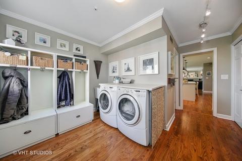 175 Dickinson Dr, Wheaton, IL 60189 photo 13