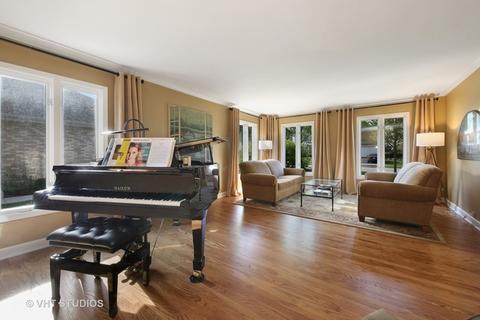 175 Dickinson Dr, Wheaton, IL 60189 photo 12