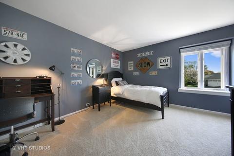 175 Dickinson Dr, Wheaton, IL 60189 photo 17
