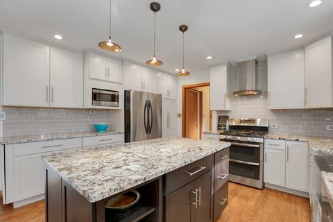5 N545 Robin Ln, Wayne, IL 60184 photo 3