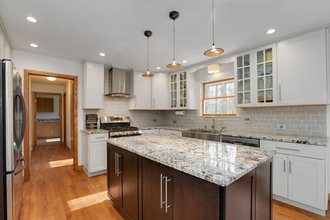 5 N545 Robin Ln, Wayne, IL 60184 photo 2