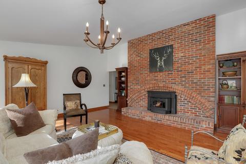5 N545 Robin Ln, Wayne, IL 60184 photo 11