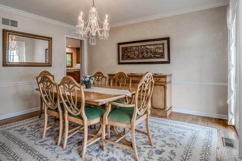 883 Dorset Dr, Wheaton, IL 60189 photo 12