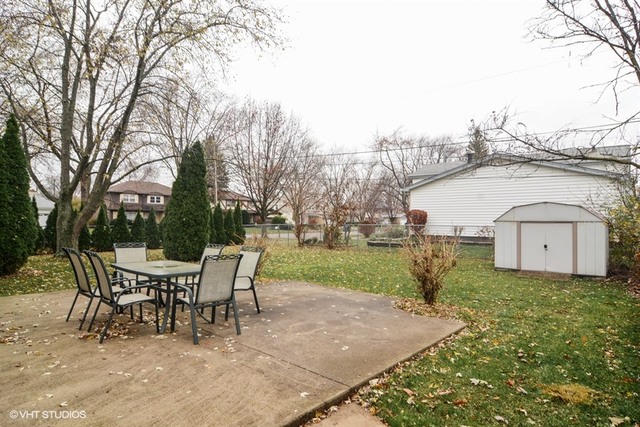 1902 E Maya Ln, Mount Prospect, IL 60056 photo 15