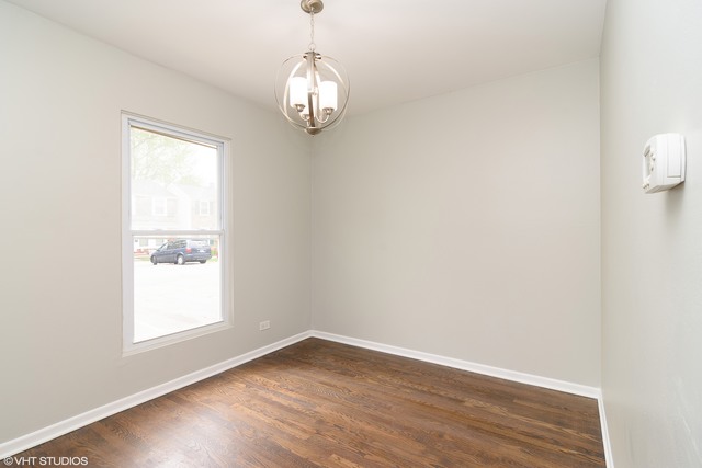 2078 Danbury Pl, Hoffman Estates, IL 60169 photo 5